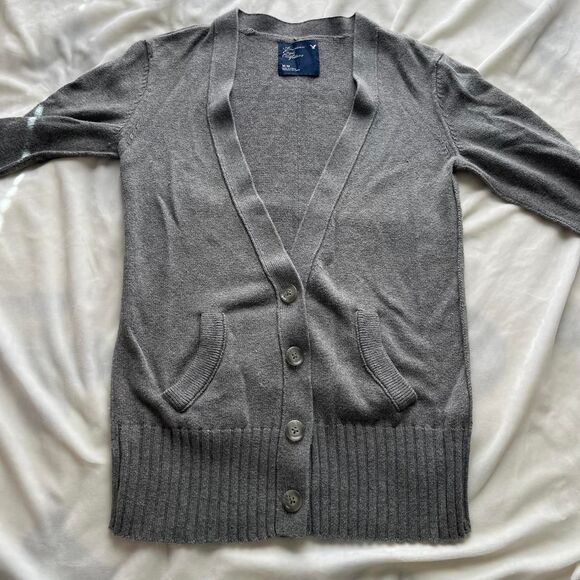 Y2K preppy American Eagle grey knit long sleeve button up cardigan size medium - Picture 2 of 8